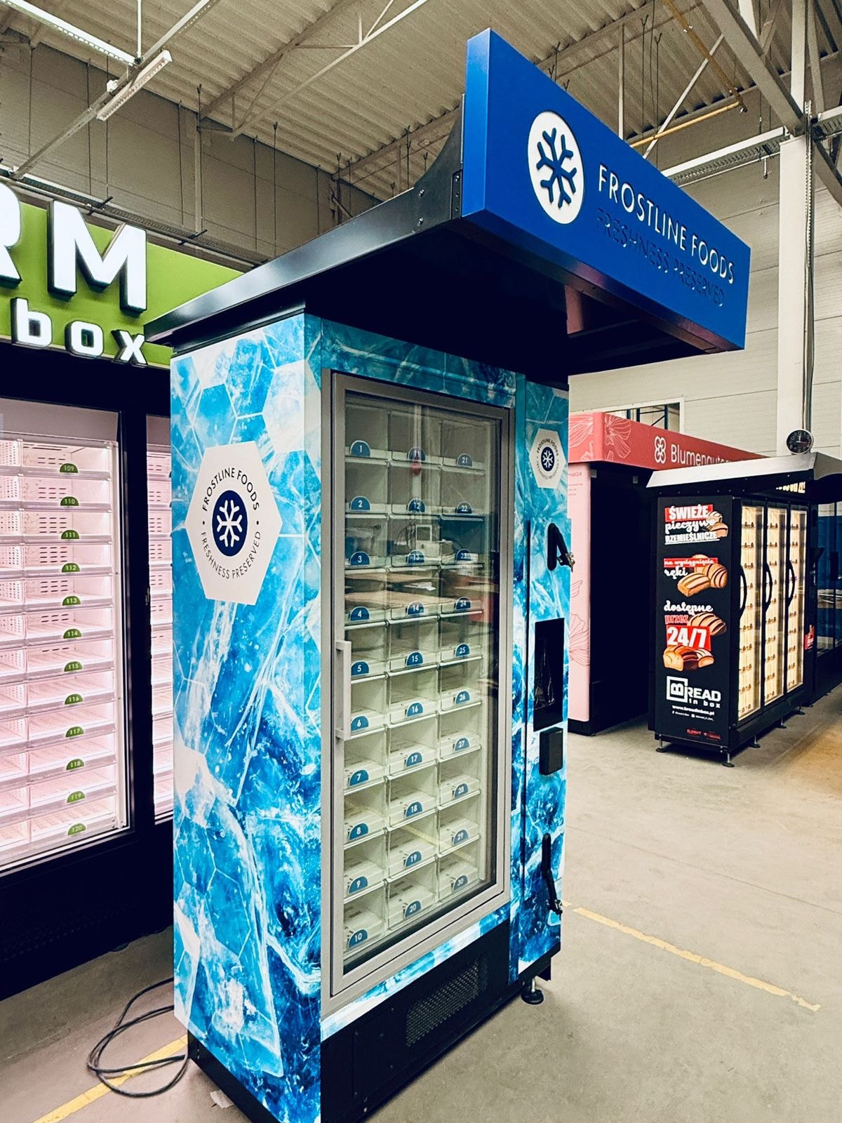 Distributeur Frostline Foods vu de côté